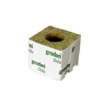 Grodan kostka z wełny mineralnej 8,5x8,5x7,5 cm z otworem 20mm